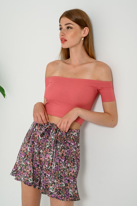 Ruffled floral shorts