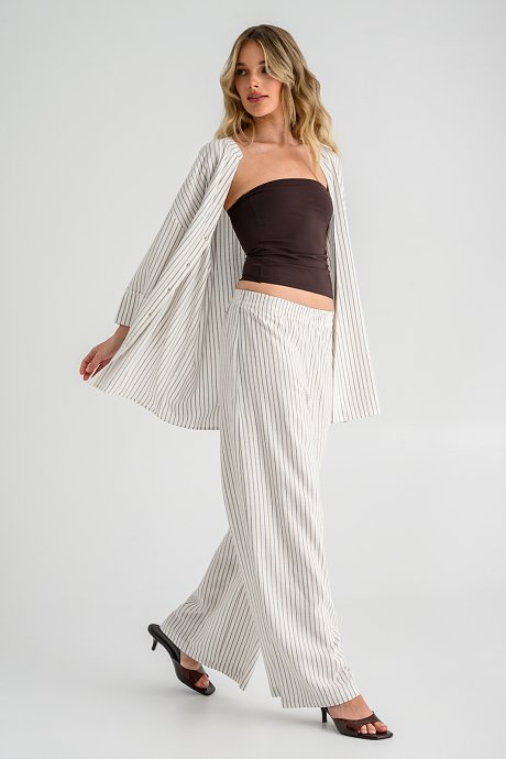Wide leg παντελόνα με ρίγες και λάστιχο
