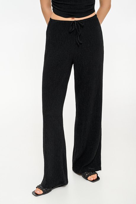 Wide leg γκοφρέ παντελόνα με λάστιχο