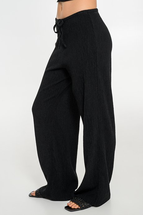 Wide leg γκοφρέ παντελόνα με λάστιχο