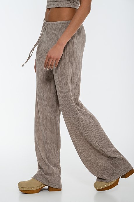 Wide leg γκοφρέ παντελόνα με λάστιχο