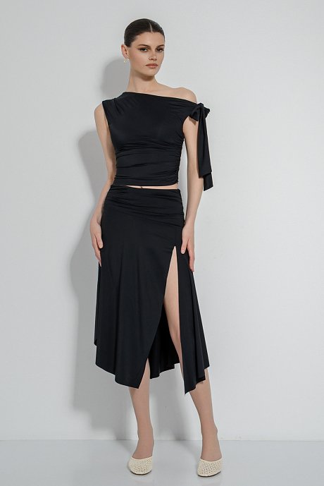 Midi lycra skirt with front slit