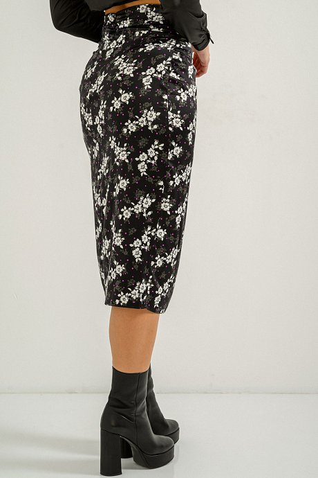 Midi floral skirt with satin effect