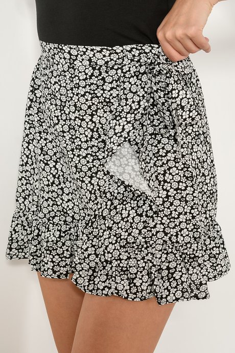 Mini floral skirt