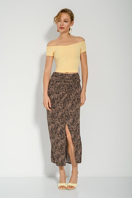 Midi skirt with zebra print and front slit
