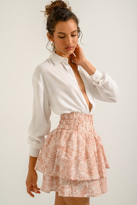 Mini ruffled skirt with paisley print