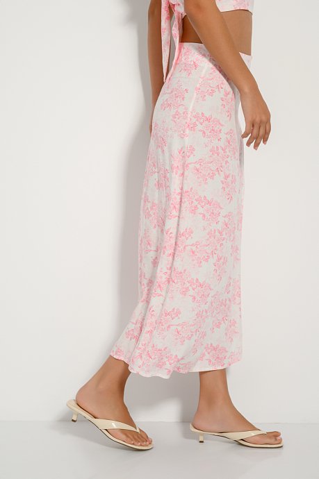 Midi floral skirt with front slit detail