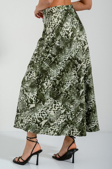 Maxi φούστα με σατινέ υφή και snake print