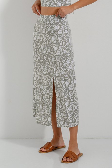 Midi floral skirt with front slit detail