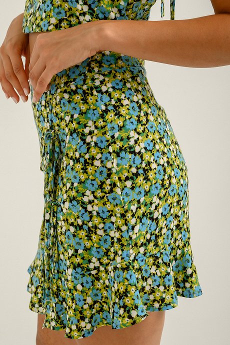 Mini floral skirt