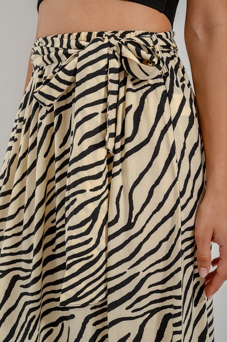 Maxi φούστα με zebra print και ασορτί ζώνη