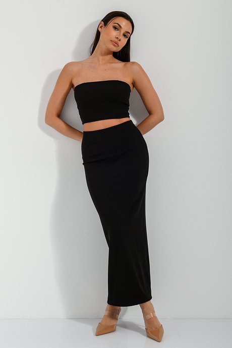 Maxi rib skirt with cut out detail