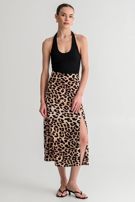 Midi leopard skirt with front slit