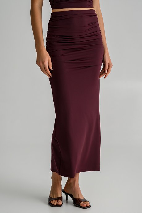 Maxi lycra skirt with shirring details and back slit
