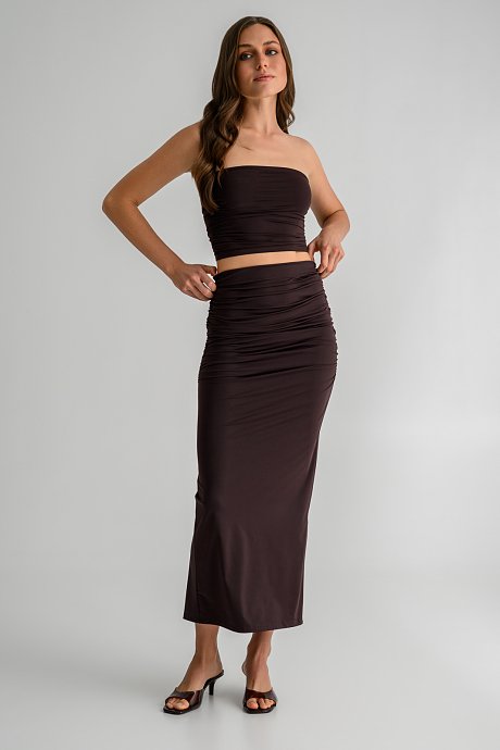 Maxi lycra skirt with shirring details and back slit