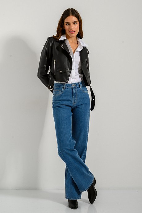Κροπ biker jacket σε όψη δερματίνης