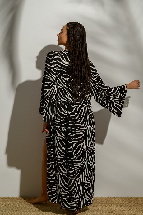 Μακρύ κιμονό με zebra print