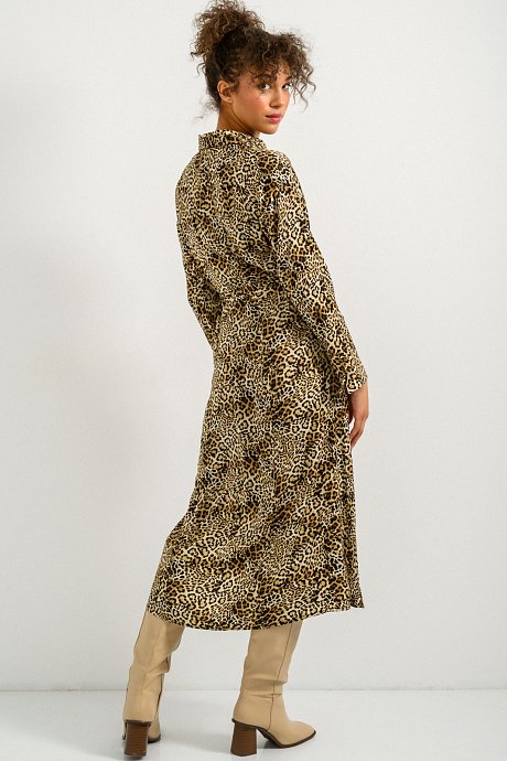 Midi dress with leopard print
