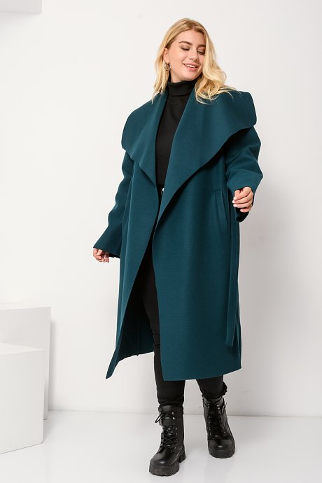 Παλτό με μεγάλο γιακά και ζώνη