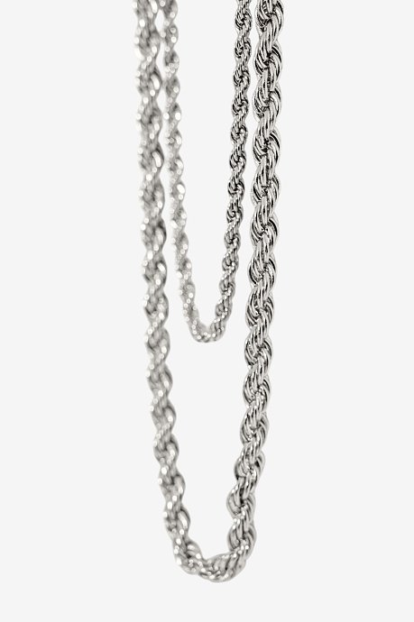 Set of chain necklaces