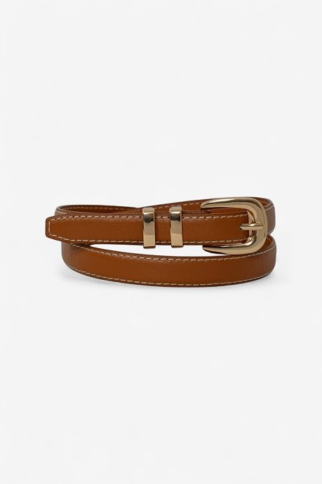 Thin belt with oval buckle and leather effect