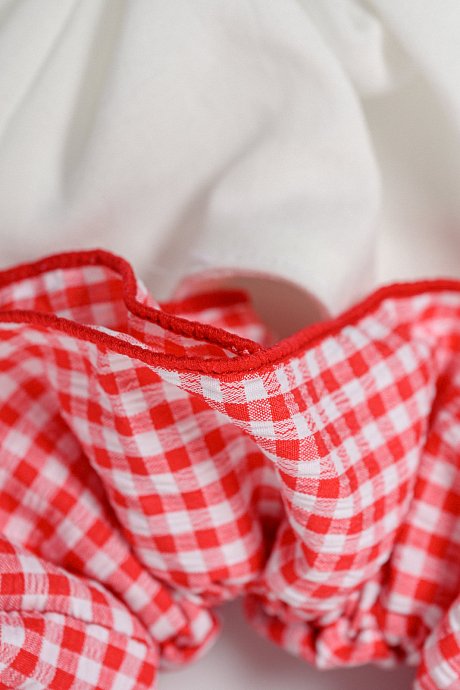 Σετ 2 scrunchies λαστιχάκια μαλλιών με καρό σχέδιο