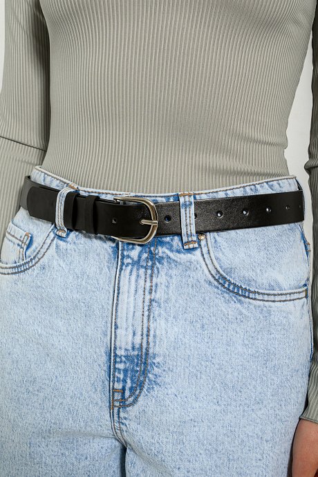 Belt with leather effect