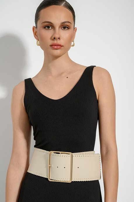 Wide belt with leather effect