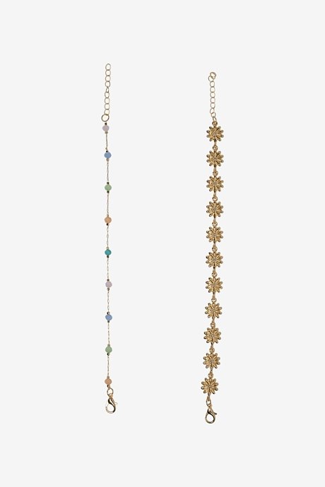 Set of chain bracelets with daisies