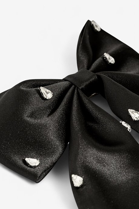 Bow shaped hair clip with satin effect and strass