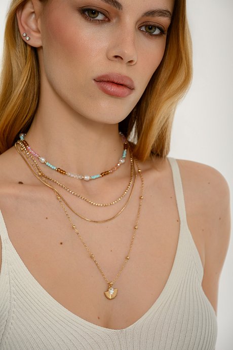 Set of chain necklaces with pendant