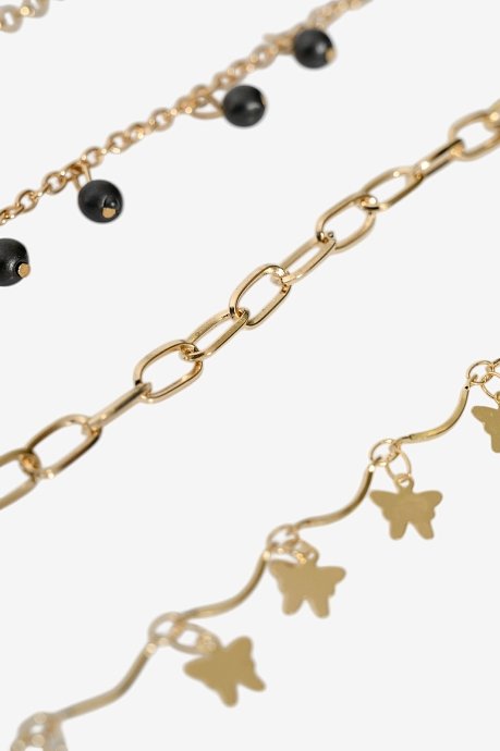 Set of chain bracelets with gold effect