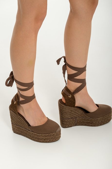 Lace-up platform wedge espadrilles